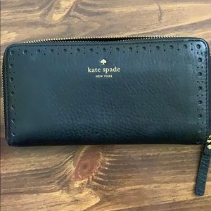 Black Kate spade wallet